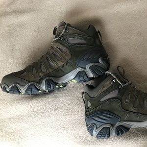 Men’s -OBOZ SAWTOOTH  MID B-DRY WATERPROOF BOOTS